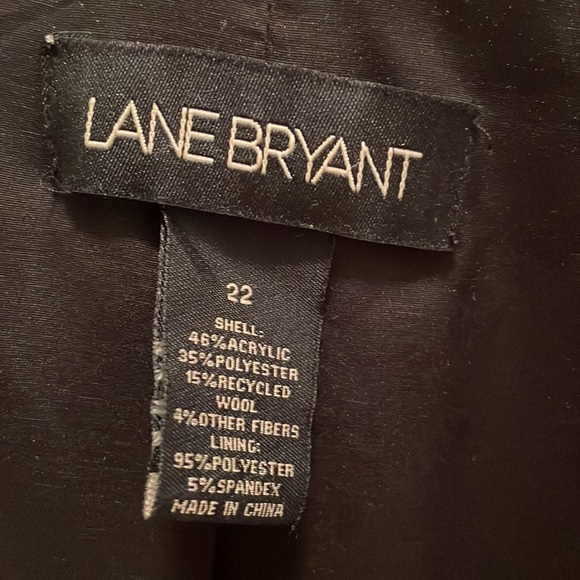 Black and white coat - Picture 2 of 5